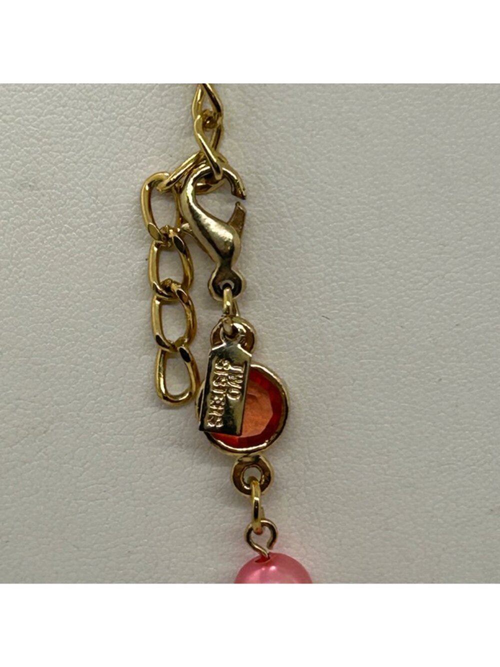 Vintage Two Sisters Signed Pink Faux Pearl Bezel Gold Tone Station Long Necklace - Picture 7 of 12